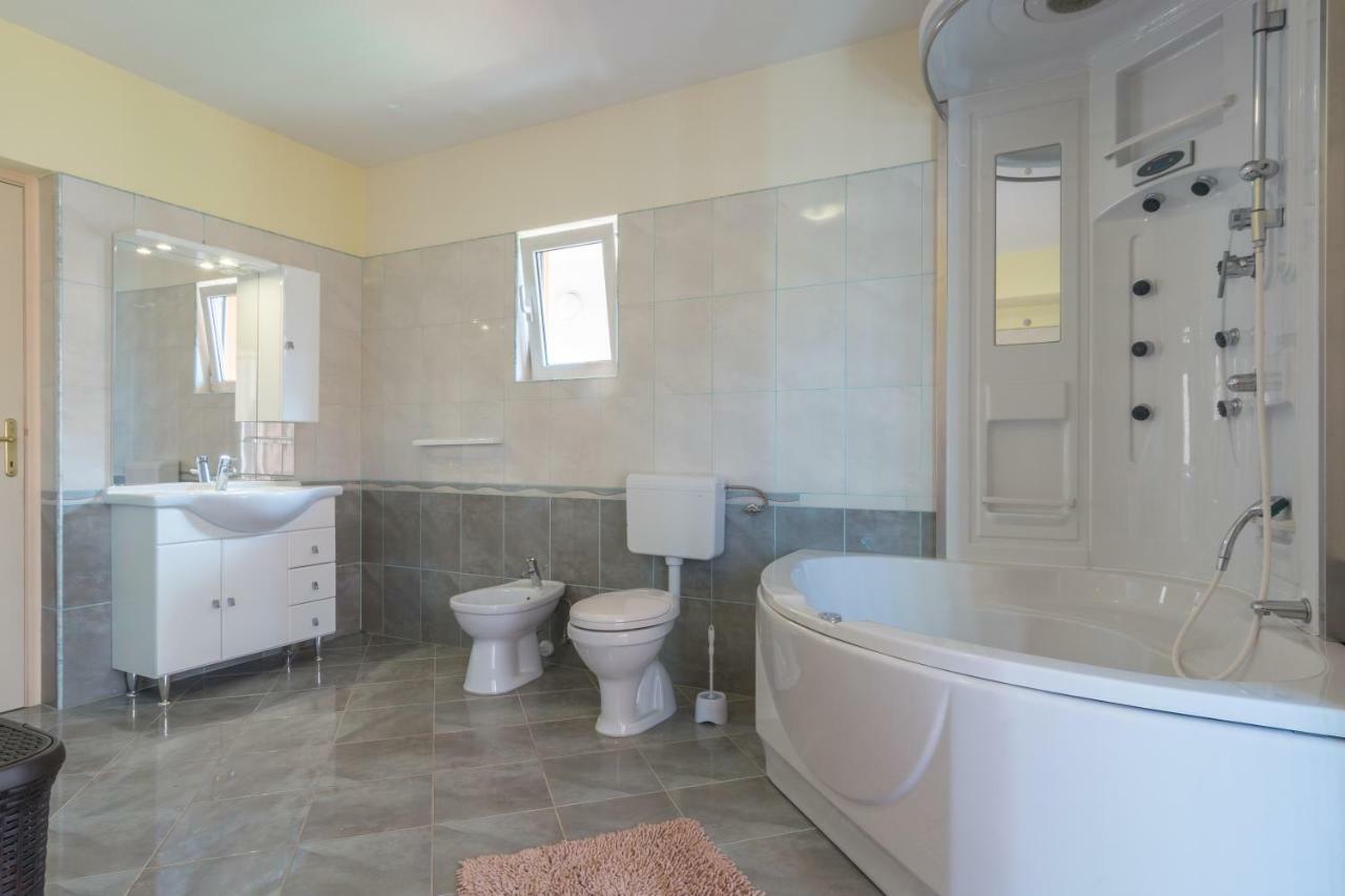 Holiday Home Matela Zadar Extérieur photo