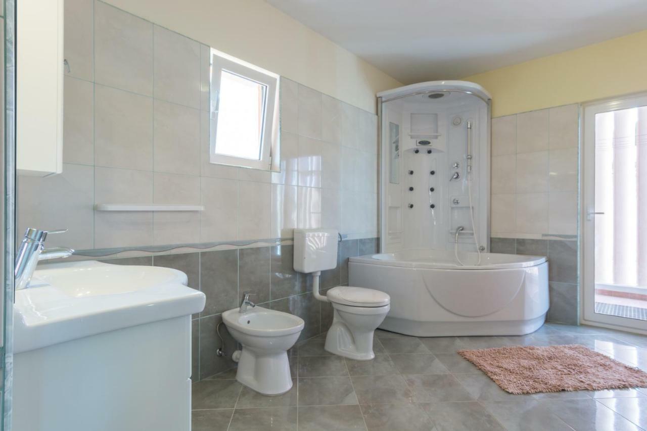 Holiday Home Matela Zadar Extérieur photo
